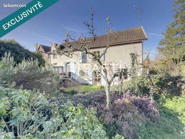 Maison 7 pièces 160 m²