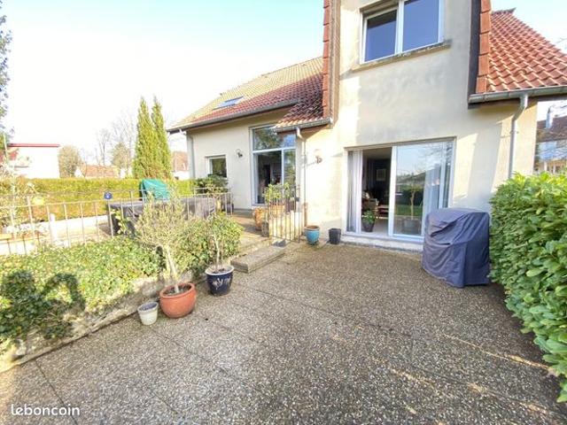 Maison 7 pièces 160 m²