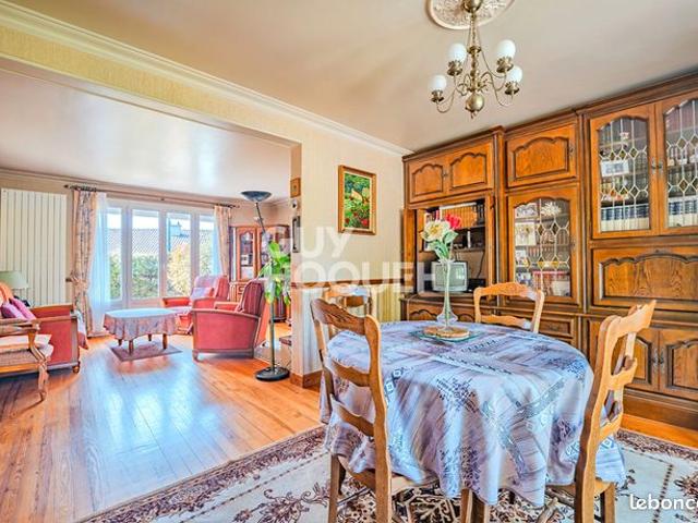 Maison 7 pièces 160 m²