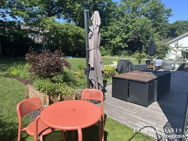 Maison 7 pièces 160 m²