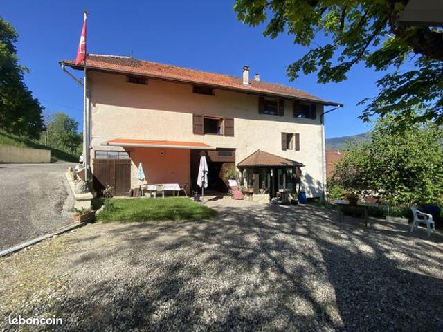 Maison 7 pièces 160 m²