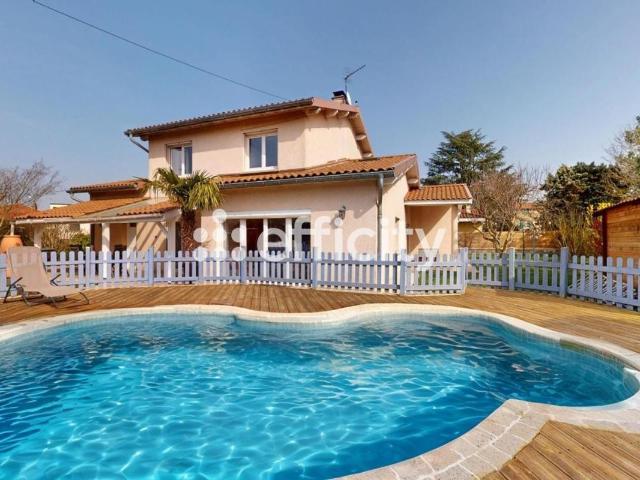 Maison 7 pièces 160 m²