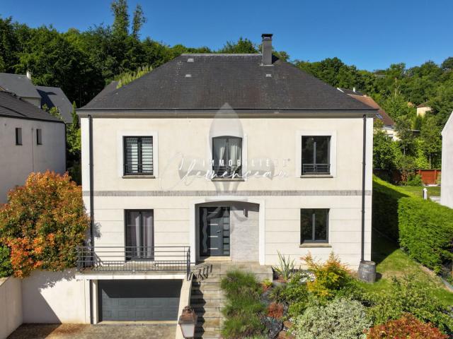 Maison 7 pièces 160 m²