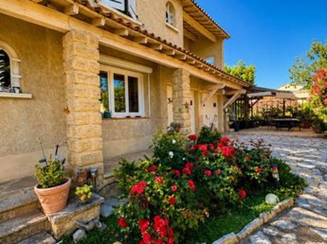 Maison 7 pièces 160 m²
