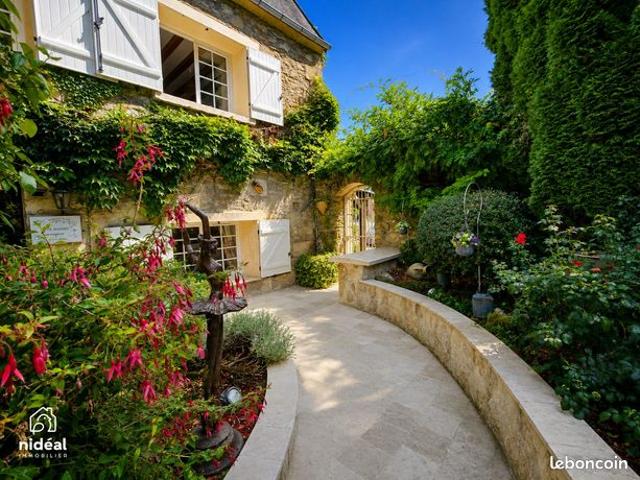 Maison 7 pièces 160 m²