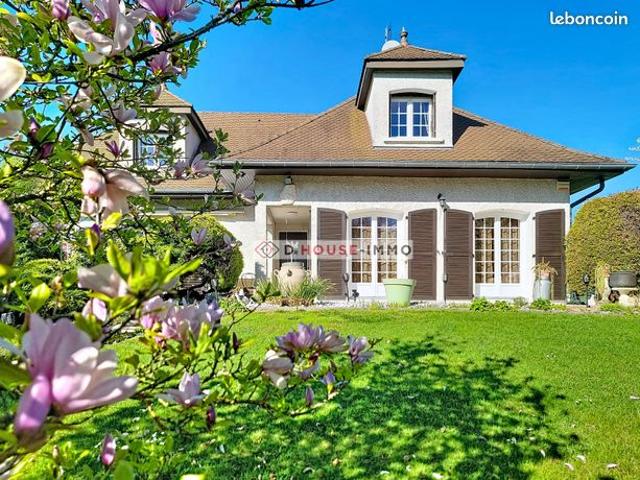 Propriété 7 pièces 160 m²