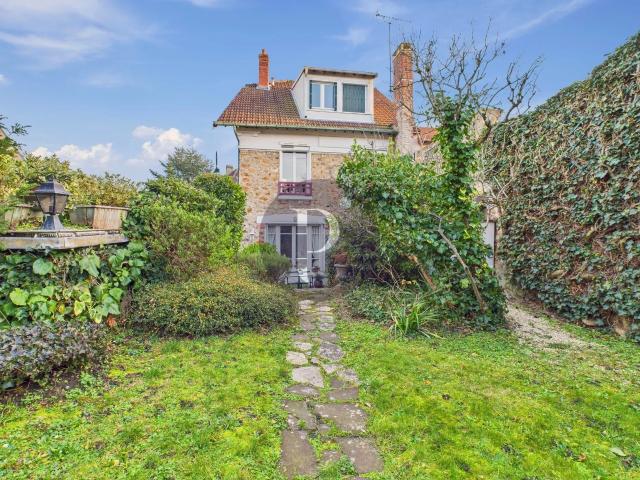 Maison 7 pièces 160 m²