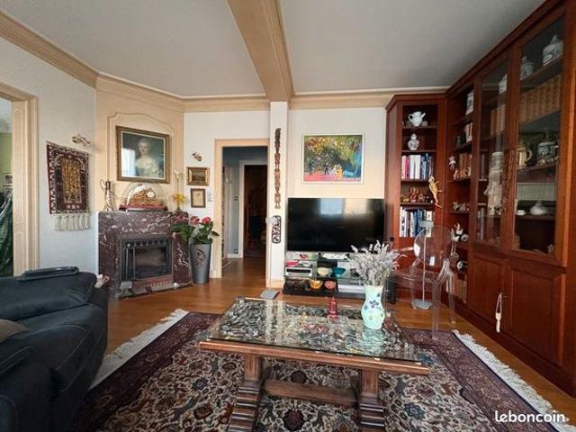 Maison 7 pièces 161 m²