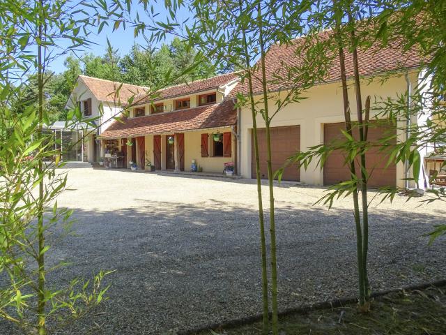 Maison 7 pièces 161 m²
