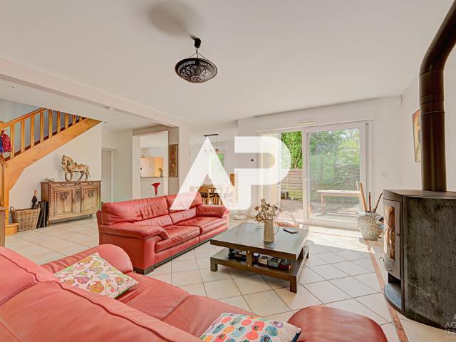 Maison 7 pièces 161 m²
