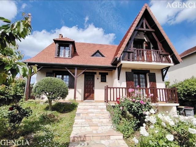 Maison 7 pièces 161 m²