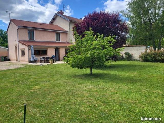 Maison 7 pièces 161 m²