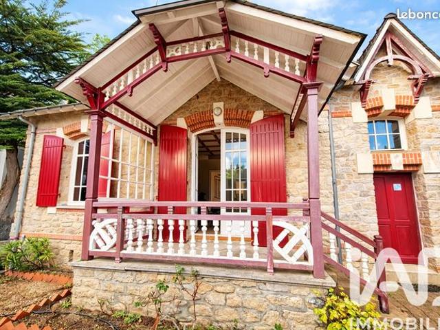 Maison 7 pièces 161 m²