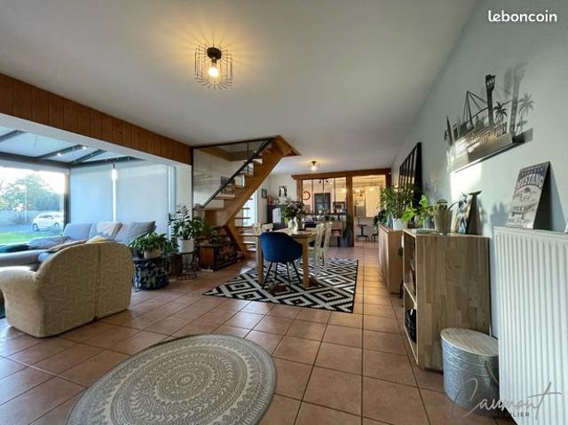 Maison 7 pièces 161 m²