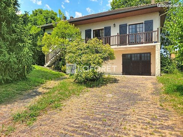 Maison 7 pièces 161 m²