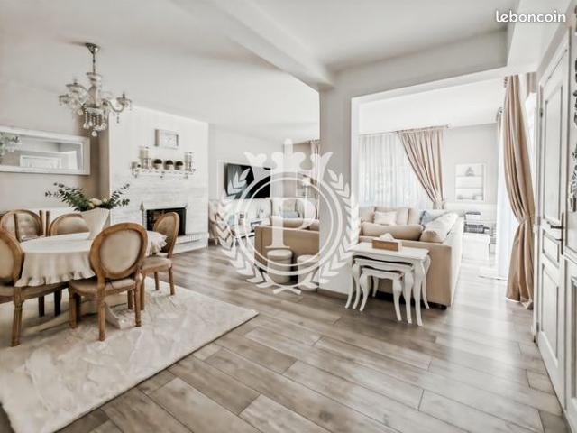 Maison 7 pièces 161 m²