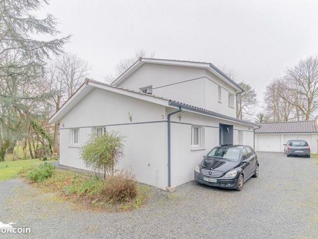 Maison 7 pièces 161 m²
