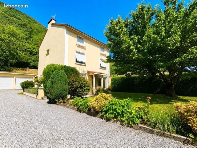 Maison 7 pièces 161 m²