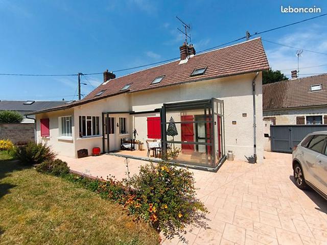 Maison 7 pièces 161 m²