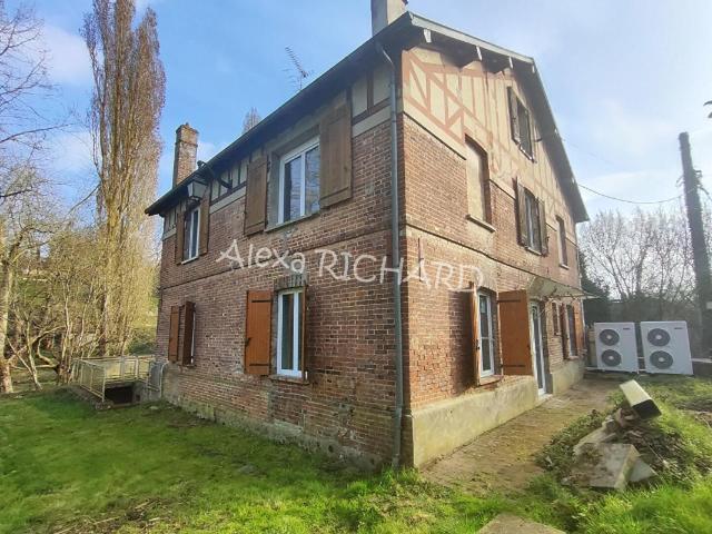 Maison 7 pièces 161 m²