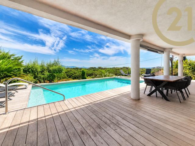 Maison 7 pièces 161 m²
