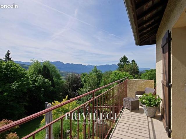 Maison 7 pièces 161 m²
