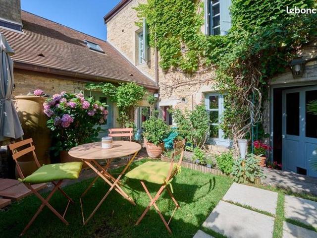 Maison 7 pièces 161 m²