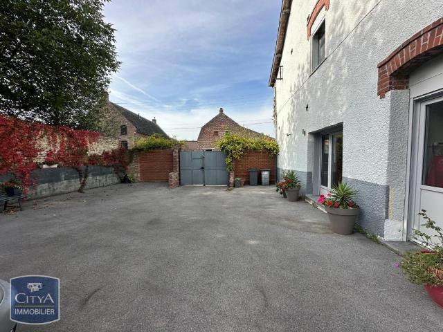 Maison 7 pièces, 161 m² à louer à Wambaix 59400