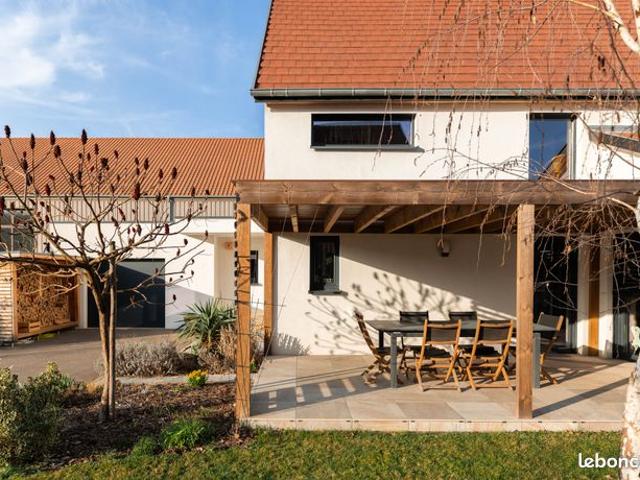 Maison 7 pièces 162 m²