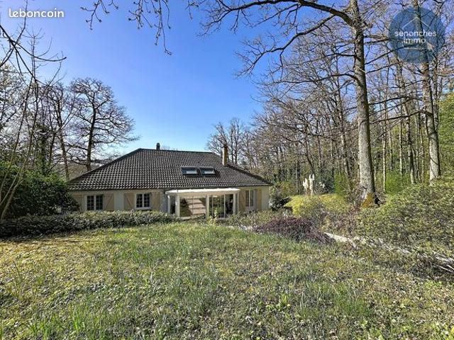 Maison 7 pièces 162 m²