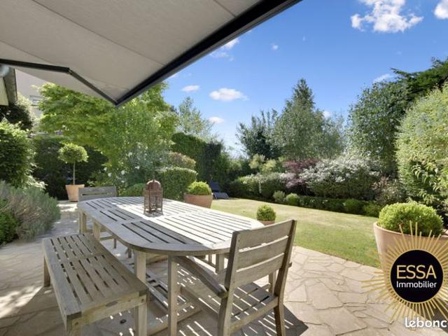 Maison 7 pièces 162 m²
