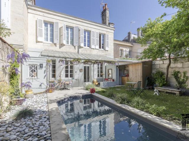 Maison 7 pièces 162 m²
