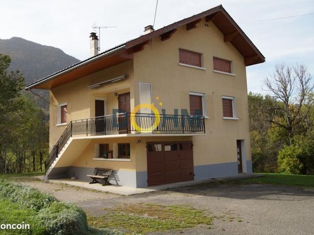 Maison 7 pièces 162 m²