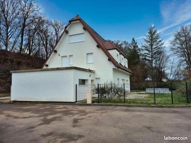 Maison 7 pièces 162 m²