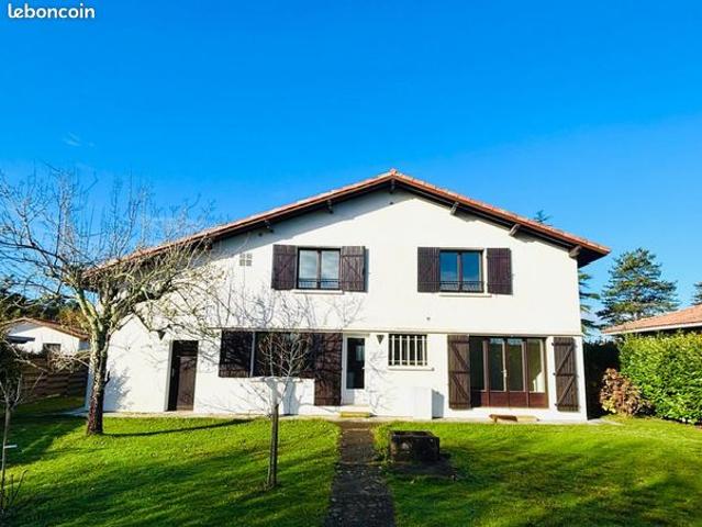 Maison 7 pièces 162 m²