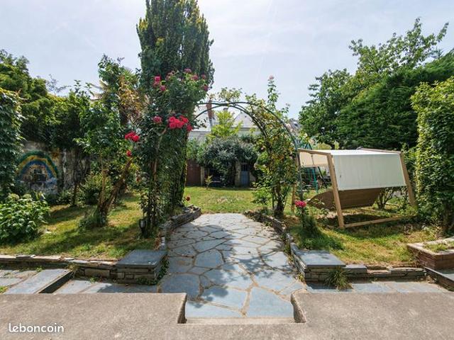 Maison 7 pièces 162 m²