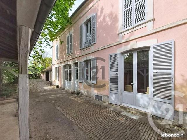 Maison 7 pièces 162 m²