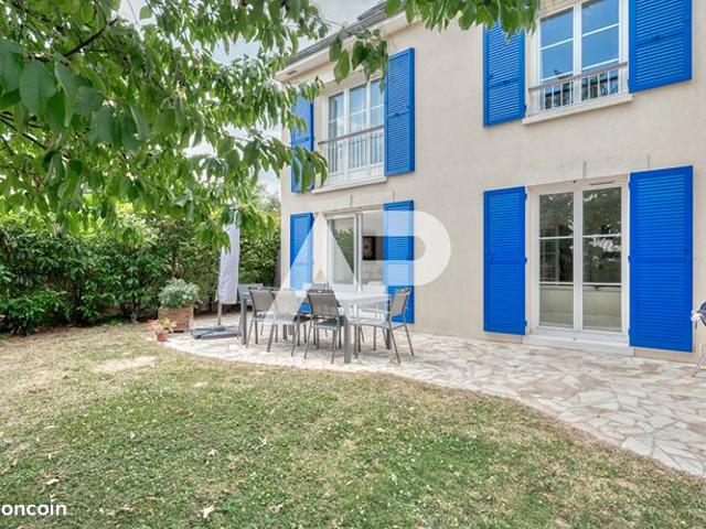Maison 7 pièces 162 m²