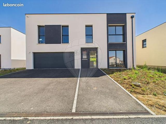 Maison 7 pièces 162 m²