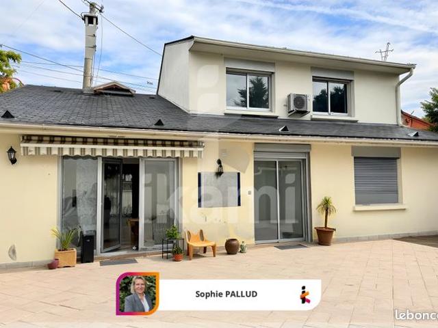 Maison 7 pièces 162 m²