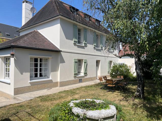 Maison 7 pièces 162 m²