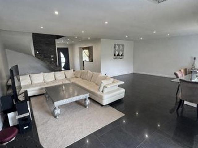 Maison 7 pièces 163 m²