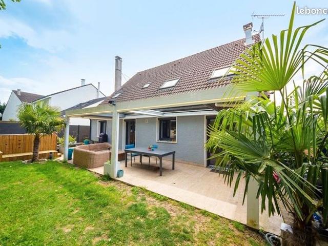 Maison 7 pièces 163 m²