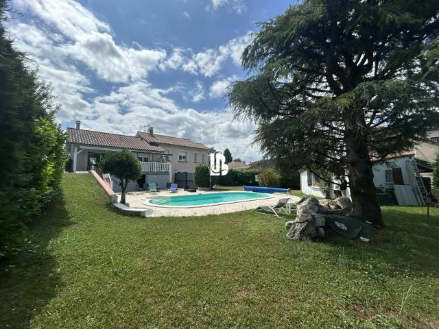 Maison 7 pièces 163 m²