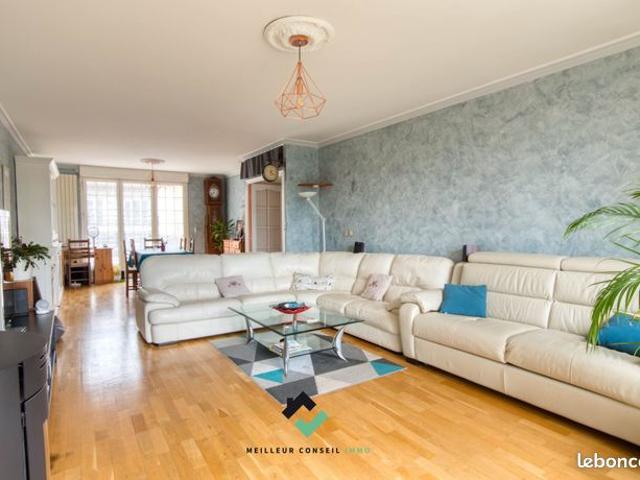Maison 7 pièces 163 m²