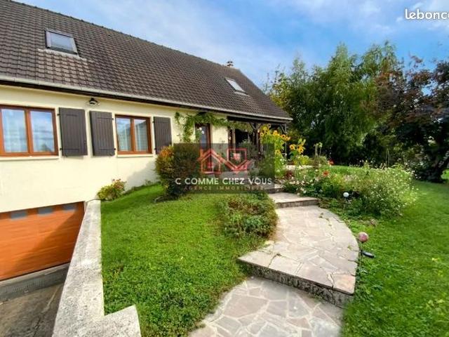 Maison 7 pièces 163 m²