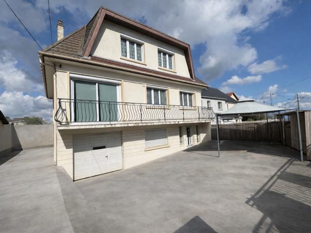 Maison 7 pièces 163 m²