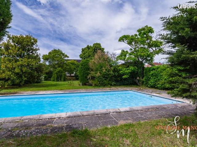 Maison 7 pièces 163 m²