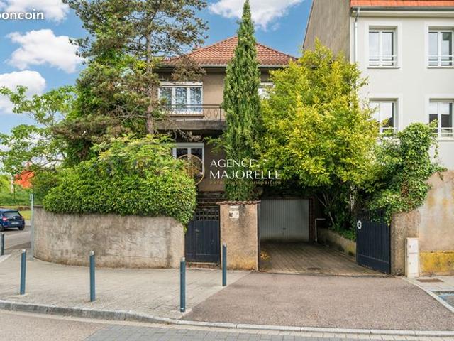 Maison 7 pièces 163 m²