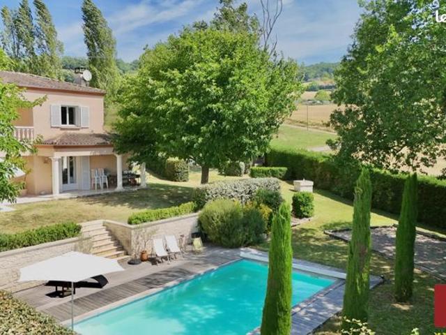 Maison 7 pièces 166 m²